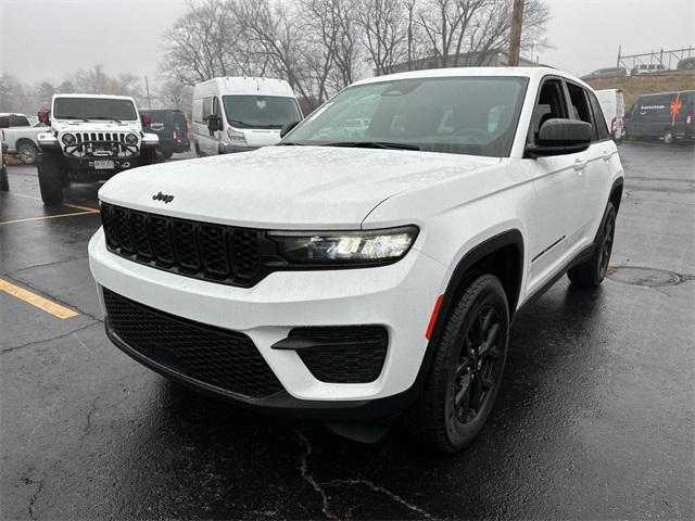 used 2024 Jeep Grand Cherokee car, priced at $35,420