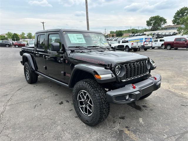 new 2025 Jeep Gladiator car, priced at $60,040