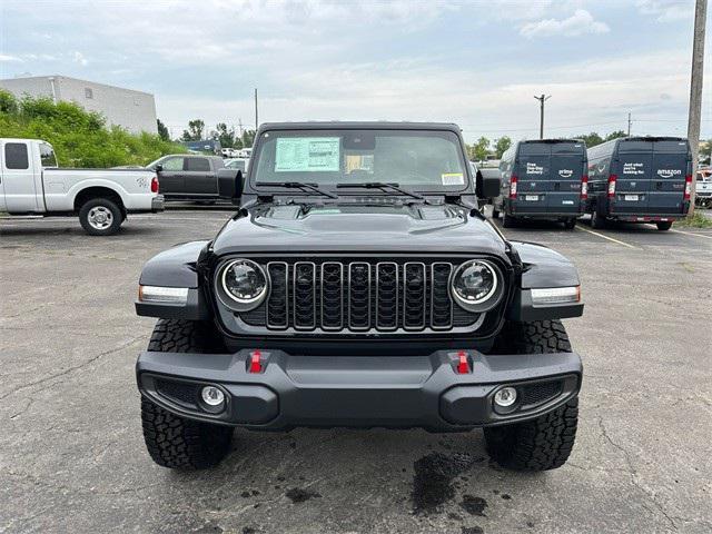 new 2025 Jeep Gladiator car, priced at $60,040