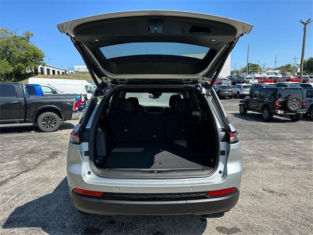 new 2024 Jeep Grand Cherokee car, priced at $48,675