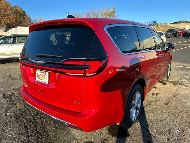 new 2025 Chrysler Pacifica car, priced at $49,530