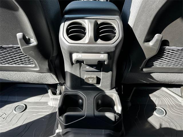 new 2025 Jeep Wrangler car, priced at $65,400