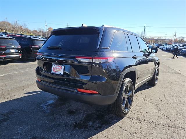 new 2024 Jeep Grand Cherokee car, priced at $38,801