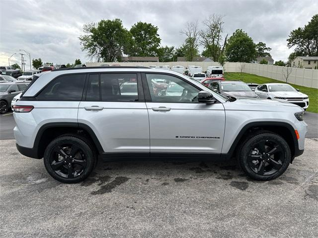 new 2024 Jeep Grand Cherokee car, priced at $58,460