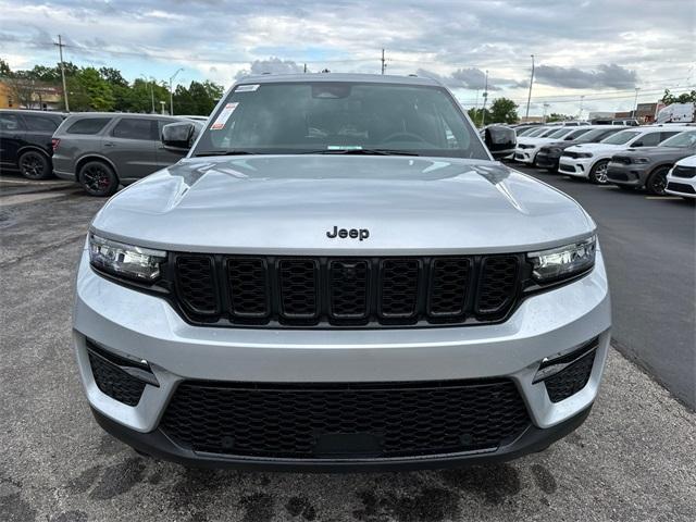 new 2024 Jeep Grand Cherokee car, priced at $58,460