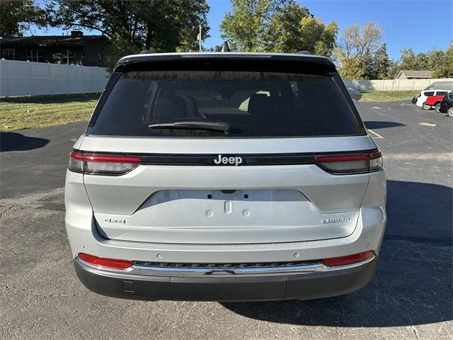 new 2025 Jeep Grand Cherokee car, priced at $44,170