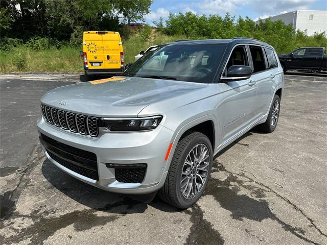 new 2025 Jeep Grand Cherokee L car, priced at $71,400