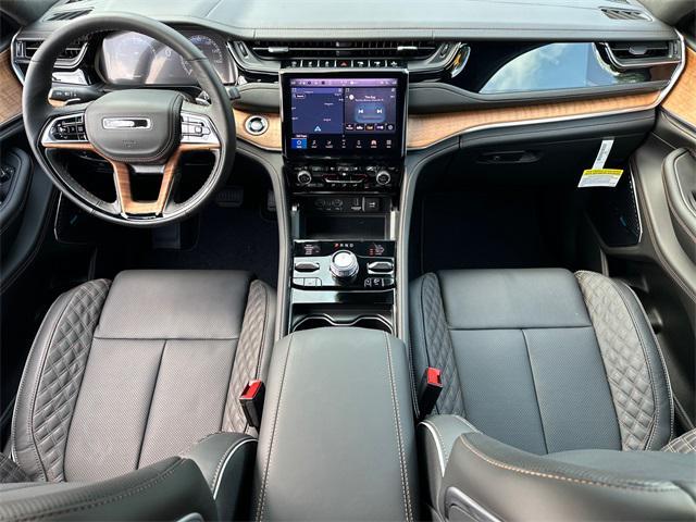 new 2025 Jeep Grand Cherokee L car, priced at $71,400