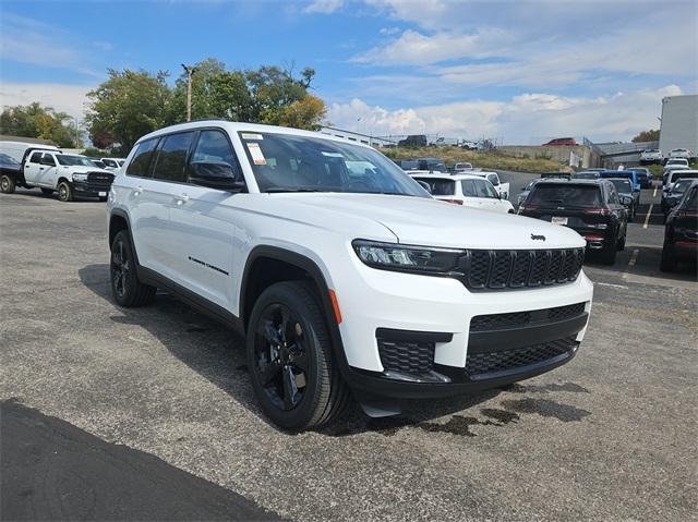 new 2024 Jeep Grand Cherokee L car, priced at $41,928