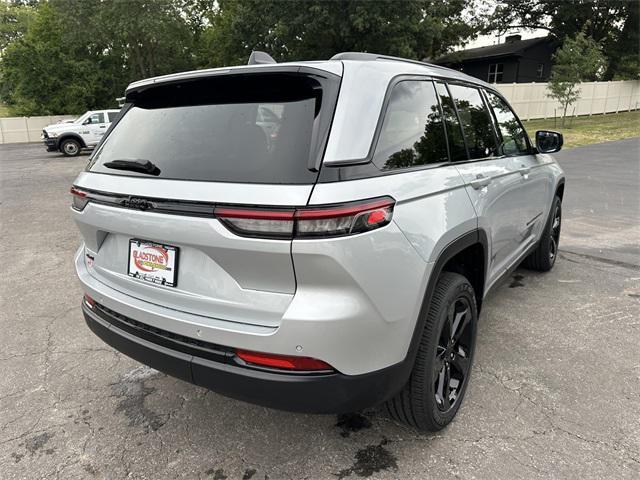 new 2025 Jeep Grand Cherokee car, priced at $49,370