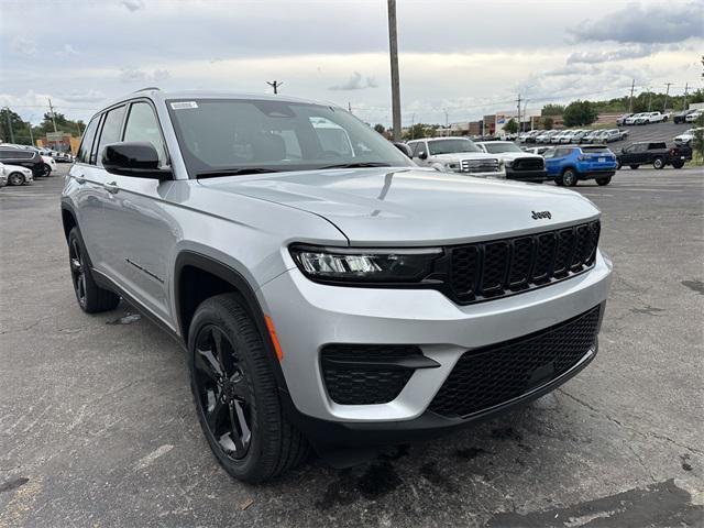 new 2025 Jeep Grand Cherokee car, priced at $49,370