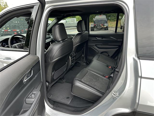 new 2025 Jeep Grand Cherokee car, priced at $49,370