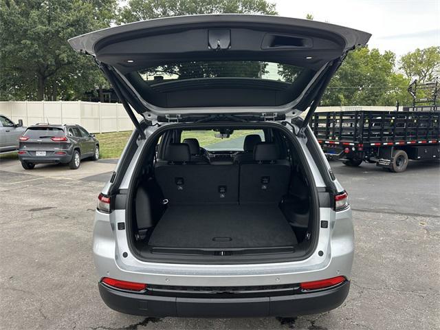 new 2025 Jeep Grand Cherokee car, priced at $49,370