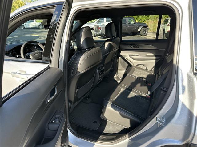 new 2025 Jeep Grand Cherokee car, priced at $47,875