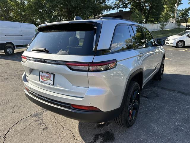 new 2025 Jeep Grand Cherokee car, priced at $47,875