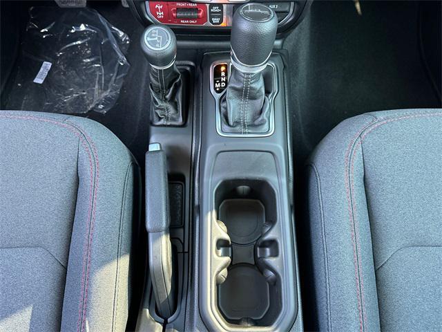 new 2025 Jeep Gladiator car, priced at $59,545