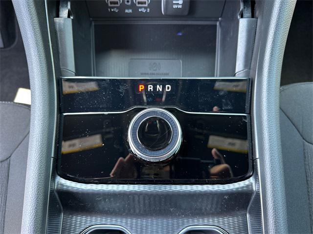 new 2025 Jeep Grand Cherokee car, priced at $44,000