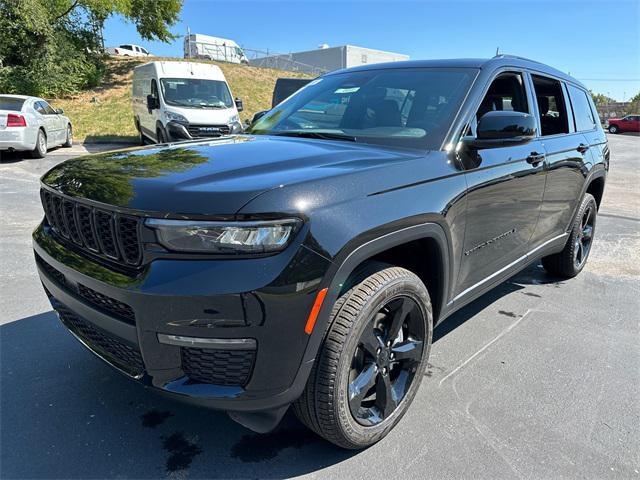 new 2024 Jeep Grand Cherokee L car, priced at $57,635