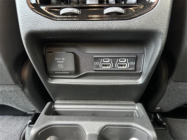 new 2025 Jeep Grand Cherokee L car, priced at $57,165