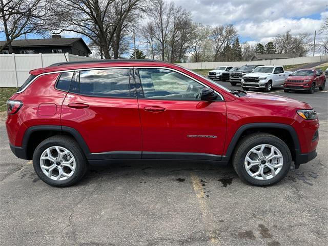 new 2025 Jeep Compass car, priced at $33,380