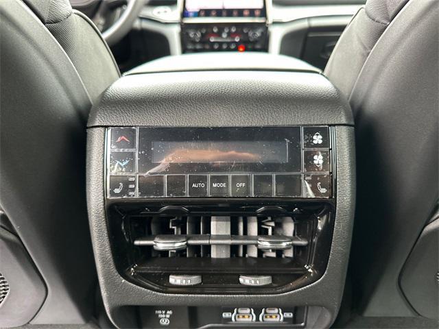 new 2025 Jeep Grand Cherokee L car, priced at $64,170