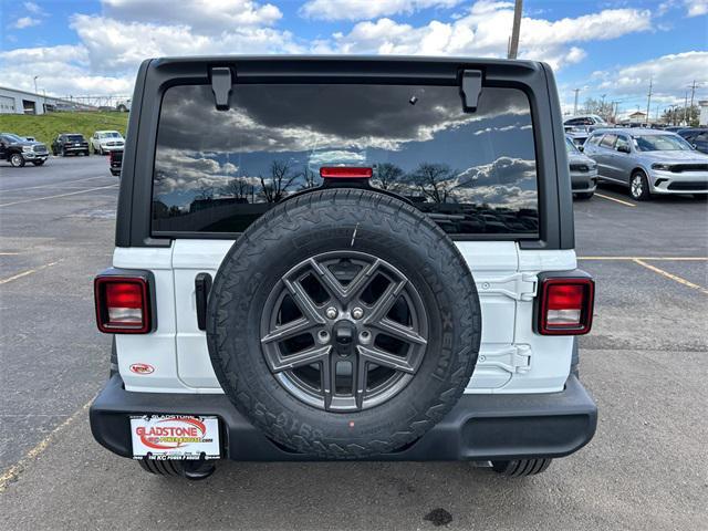 new 2025 Jeep Wrangler car, priced at $51,890