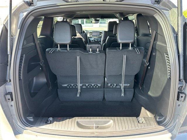 new 2025 Chrysler Pacifica car, priced at $48,915