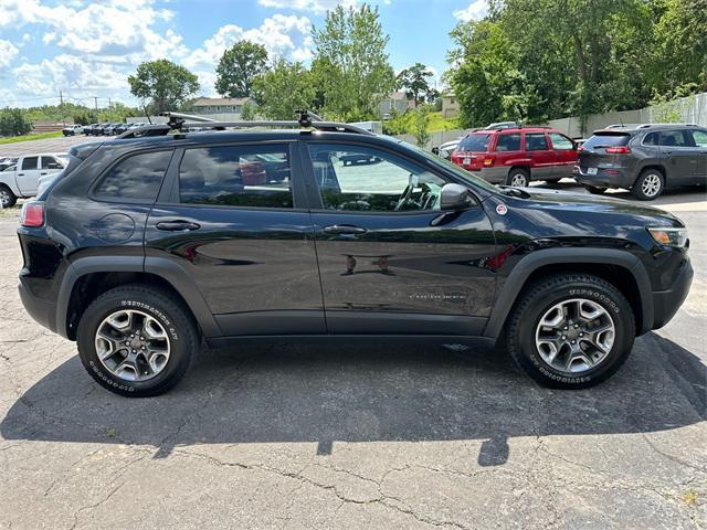 used 2019 Jeep Cherokee car, priced at $18,980