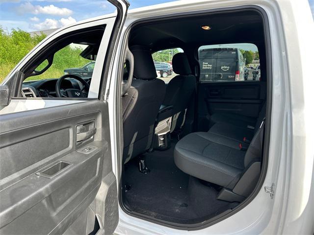new 2025 Ram 3500 car, priced at $73,995