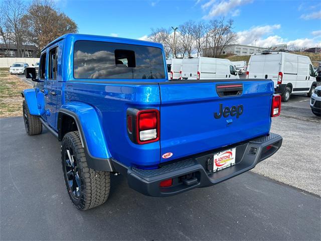 new 2025 Jeep Gladiator car, priced at $43,385