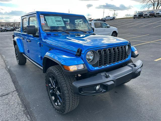 new 2025 Jeep Gladiator car, priced at $43,385