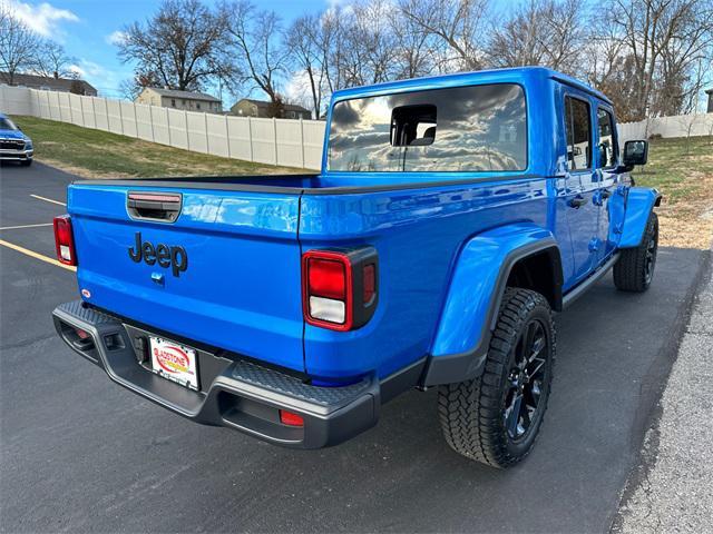 new 2025 Jeep Gladiator car, priced at $43,385