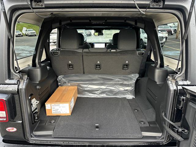 new 2025 Jeep Wrangler car, priced at $51,440
