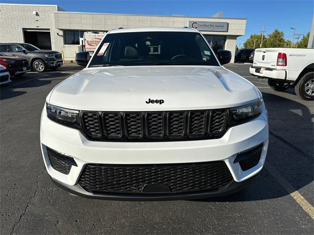 used 2024 Jeep Grand Cherokee car, priced at $36,480