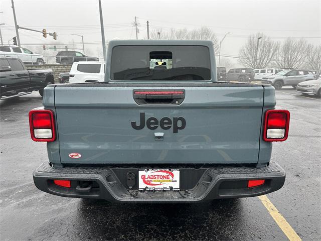 new 2025 Jeep Gladiator car, priced at $43,385