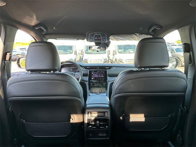 new 2025 Jeep Grand Cherokee car, priced at $46,030