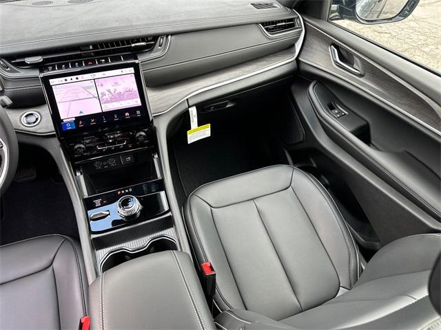new 2025 Jeep Grand Cherokee car, priced at $52,435