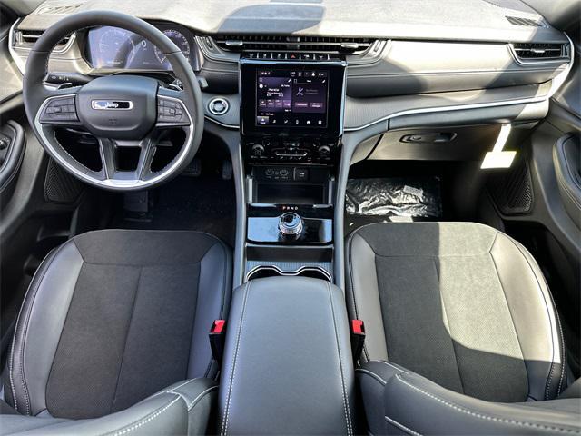 new 2025 Jeep Grand Cherokee L car, priced at $48,530