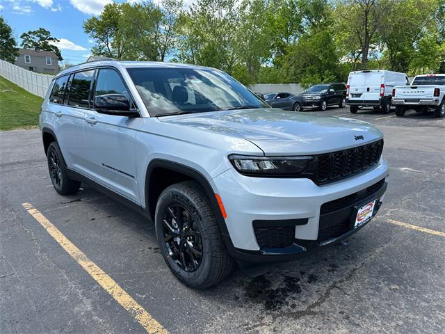 new 2025 Jeep Grand Cherokee L car, priced at $48,530