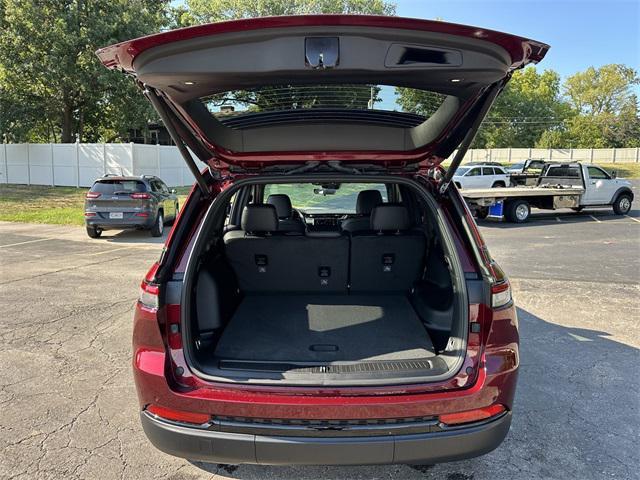 new 2025 Jeep Grand Cherokee car, priced at $49,370