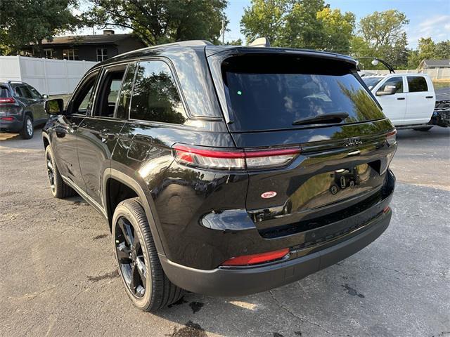 new 2025 Jeep Grand Cherokee car, priced at $47,875