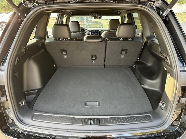 new 2025 Jeep Grand Cherokee car, priced at $47,875