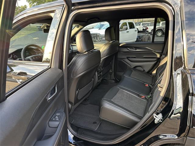 new 2025 Jeep Grand Cherokee car, priced at $47,875