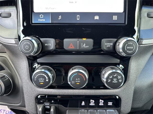 new 2025 Ram 1500 car, priced at $49,960