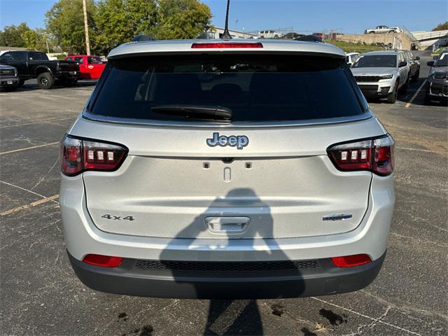 new 2025 Jeep Compass car, priced at $30,360