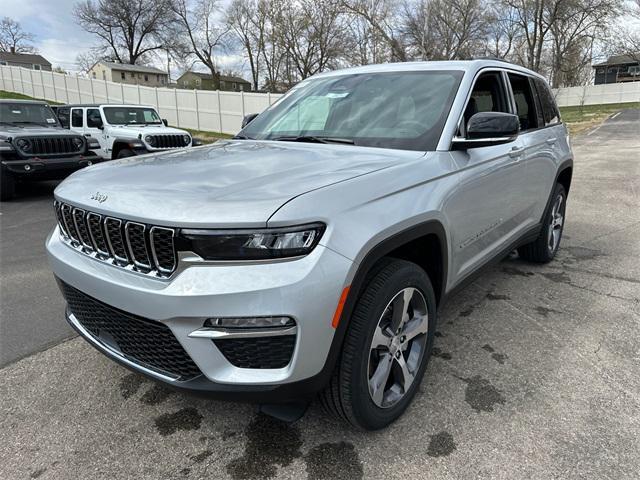 new 2025 Jeep Grand Cherokee car, priced at $52,435