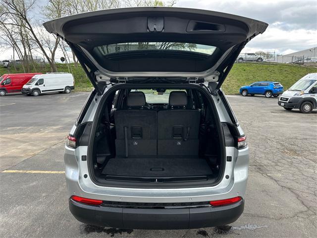 new 2025 Jeep Grand Cherokee L car, priced at $50,175