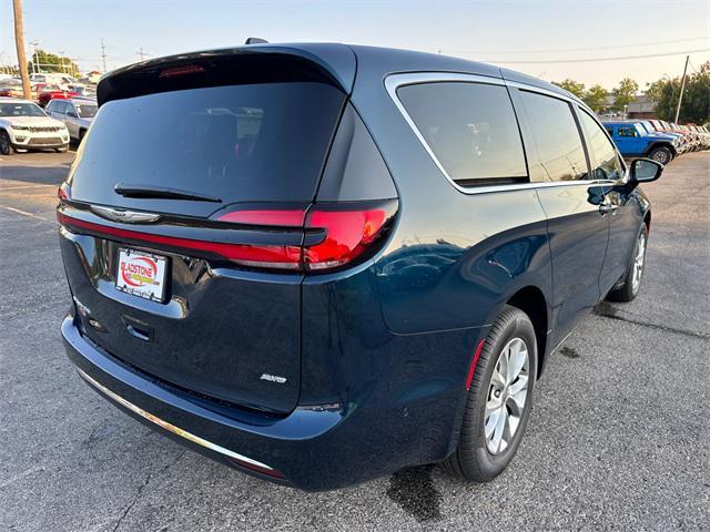 new 2025 Chrysler Pacifica car, priced at $48,915