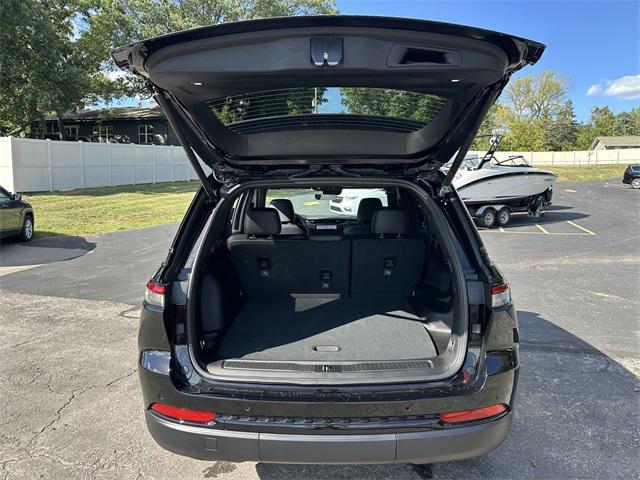 new 2025 Jeep Grand Cherokee car, priced at $52,735