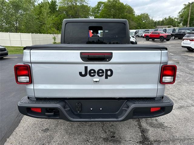 new 2024 Jeep Gladiator car, priced at $54,730